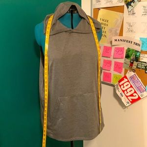 Coofandy sleeveless workout hoodie. XL. Cozy and long.